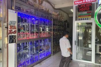 Ruko Jl. Letjend Soeprapto, Galur : 2.5 Lt, LT 79 m2, Pinggir Jln Raya