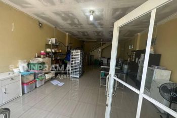 Ruko 2 Lantai Luas ada Lift Cocok utk Gudang, kantor, Workshop (ShaMi)