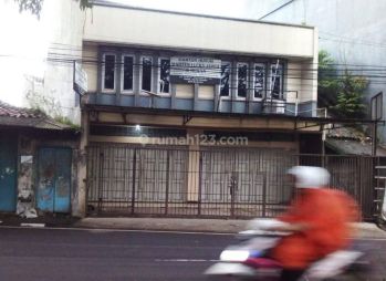 Ruko strategis Main Road siap pakai di Jl. Jendral Sudirman bandung tengah untuk
