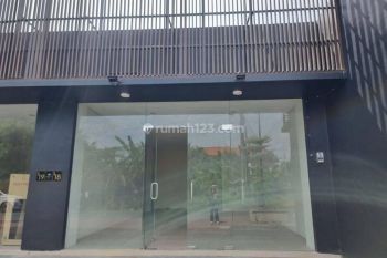FOR RENT BRAND NEW RUKO 1 FLOOR IN CANGGU NEAR BATU BOLONG BEACH