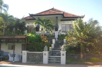 C08- Resort Kecil di perbukitan / Hillside Small Resort