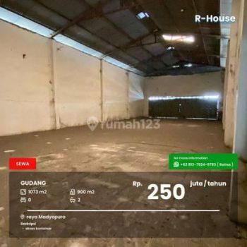 Gudang dekat tol Pakis