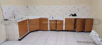 Kode 16276 Si , Disewa Rumah Sunter, Luas 90 Meter