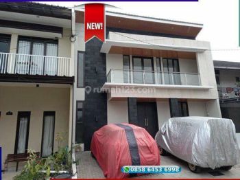 Strategis Rumah Lebar Baru 2 Lantai Bandung Cikutra 159B1