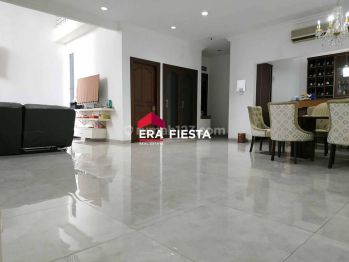 Mega Kebon Jeruk, 320meter