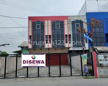 Disewakan Ruko Gandeng Connecting 3 Lantai di Pekayon, Bekasi