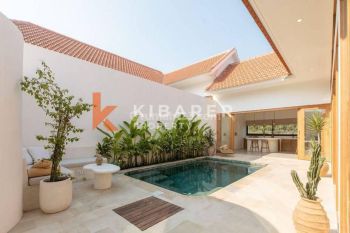 Gorgeous Three Bedroom Enclosed Living Room Mediterranean Villa In Pererenan On