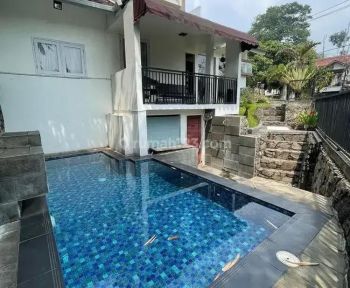 Rumah Dago Giri Bandung