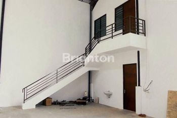 PERGUDANGAN BUMI MASPION, ROMOKALISARI SURABAYA SIAP PAKAI LOKASI STRATEGIS