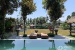 thumbnail-leasehold-3-bedroom-villa-surrounded-by-rice-fields-in-ubud-0