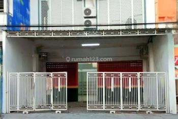 Ruko Lokasi Strategis dan Ramai di Raya Larangan