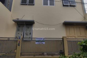 Rumah baru renovasi dekat pusat keramaian kota Cirebon