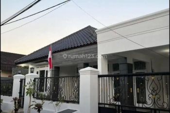 Disewakan Rumah Bagus di Kawasan Arcamanik,bandung