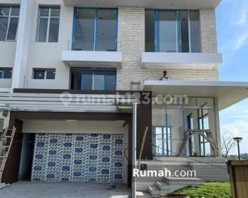 Sewa Rumah Pik 2 Ukuran 10x25 Cluster Bagus 2.5 Lantai Paling Murah