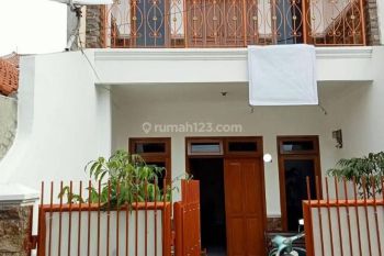 Rumah Bagus 2 Lantai di Tebet Jakarta Selatan