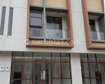 Ruko The Savoy 2lt Luas 6x17 102m Jgc Jakarta Garden City Cakung