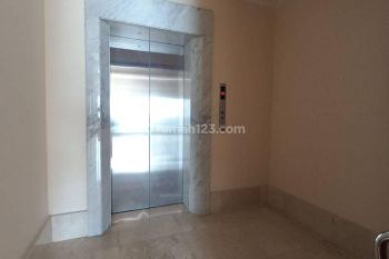 dijual 3 kamar apartment Pakubuwono Residences