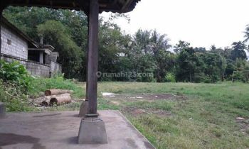 Tanah diLokasi bagus untuk tempat tinggal dan usaha
