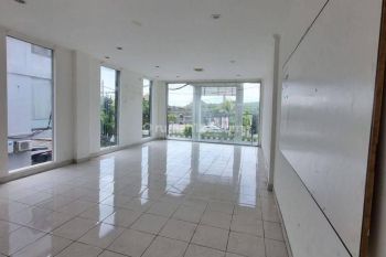 Ruko strategis parkir Luas Bypass Ngurah Rai Sanur Denpasar Bali