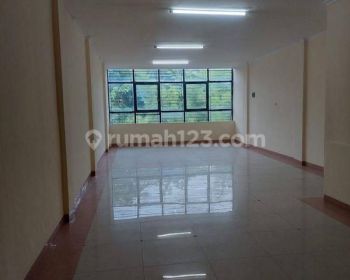 Turun Harga Ruko Sewa Bagus 3 Lantai di Sunter, Jakarta Utara