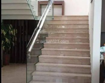 Dijual Rumah 2 Lt Besar Dan Mewah Full Furnished di Bsd,tangerang