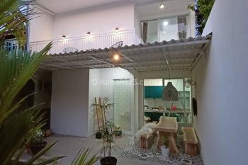 Rumah SEMI villa di Taman giri nusa dua