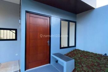 Rumah 2 lantai di Kalimulya Depok akses Oke