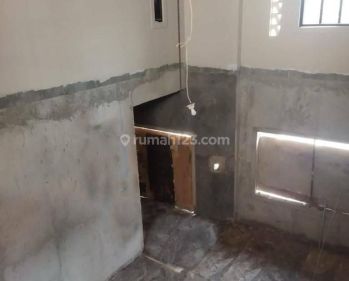 Rumah 2 Lantai Bisa Untuk Kos Dekat Kampus ISTN Huk Tingkat Baru