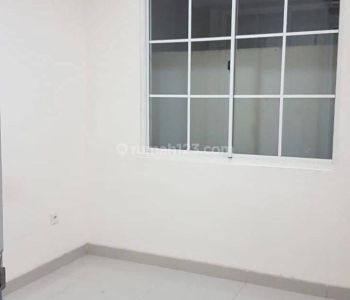 Disewakan rumah di Jl Green Lake City Bagus