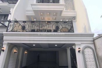 Rumah Cluster 3 Lantai Siap Huni di Jagakarsa Jakarta Selatan