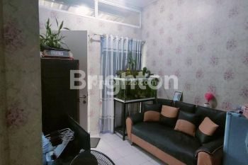 Rumah Lengkap Perabot di Royal Centraland