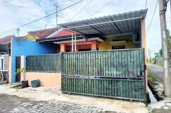 Rumah Second Minimalis Lingkungan Cluster Hook Gedongan