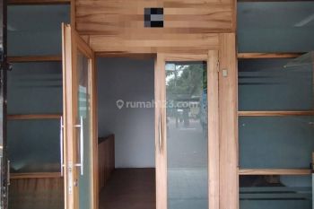 J Dijual Ruko 5x17m2 2,5 Lantai di Metro Permata 1