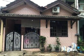 Rumah Daerah Kelapa Dua