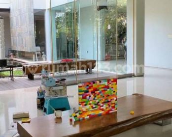 Rumah Resort Mewah Pik 1100m2