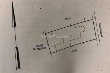 Rumah Menteng Jalan Sukabumi Bentuk Tanah Bagus