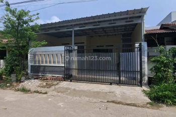 Disewa Rumah SHM di Bulevar Hijau, Bekasi K1208