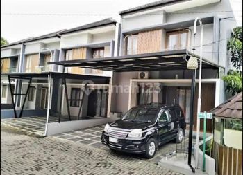 Rumah Villa Nyaman Furnish di Pesona Ubud Village Sariwangi Bdg