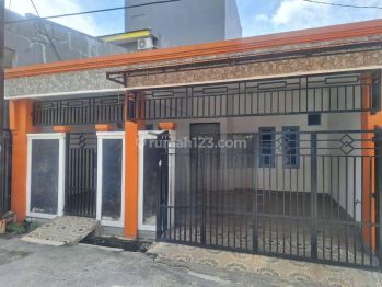 Wilson Rumah terawat siap huni di poris indah