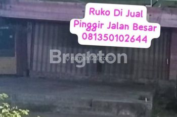 Di Ruko Pinggir Jalan Besar. Jalan M. Yakin. Sangat cocok untuk usaha apa saja.