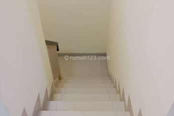 J Disewakan Gudang 9x29m2 Eraprima Industrial Park Daan Mogot