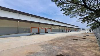Sewa Gudang Marunda Center 15.000m² Jalan Utama ada Loading Dock