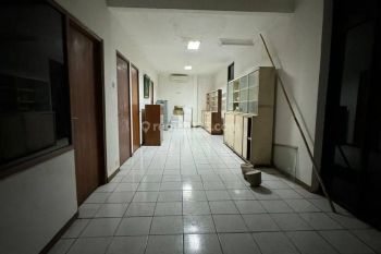 Disewakan Ruko Tempat Usaha Tanjung Duren Raya, Jakarta Barat