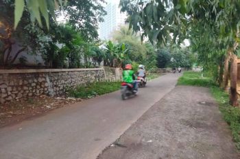 Tanah Hook Strategis Di Cisauk 100 meter ke Jalan Raya