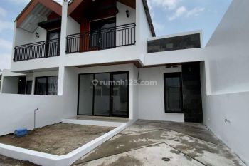 Miliki Aset Rumah Konsep Mezzanine Dekat Candi Prambanan