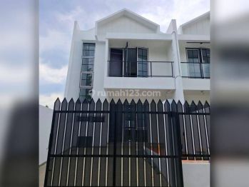 Rumah Baru Gress Villa Melati Mas Serpong Hot Property 4br