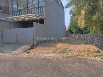 Dijual Kavling 140 m² di Taman Villa Meruya , Jakarta Barat