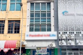 Sewa Kantor Pusat Bisnis Ayani Megamall Pontianak Kota Selatan