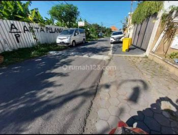 TANAH LINGKUNGAN ELIT BAJATAKI GATOT SUBROTO DENPASAR
