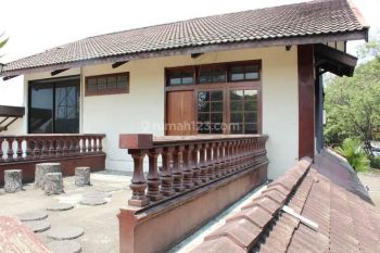 Rumah Tinggal Dan Tempat Usaha Di Gegerkalong Mainroad
